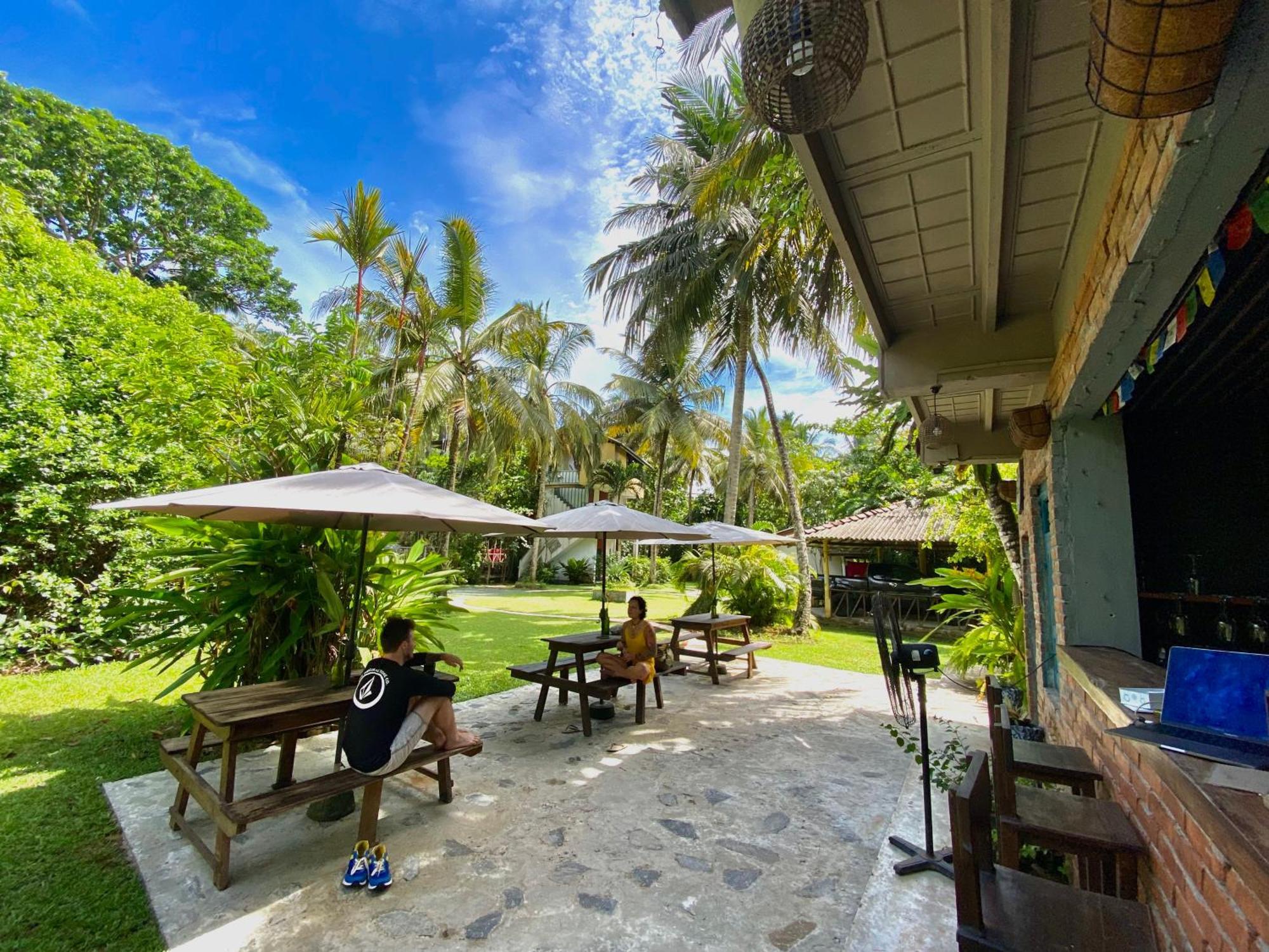 Babylon Mirissa Hostel Ngoại thất bức ảnh